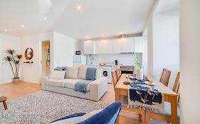 Elegant Belem Hideaway